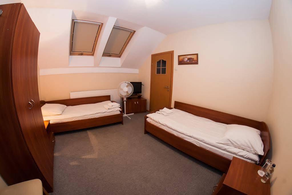 Hotel Marand ザチェルニエ エクステリア 写真